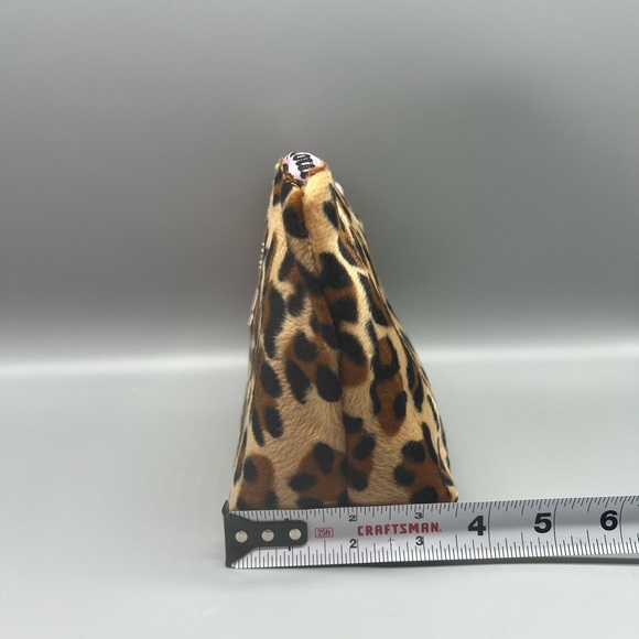 Juicy couture leopard print cosmetics bag - Picture 5 of 9